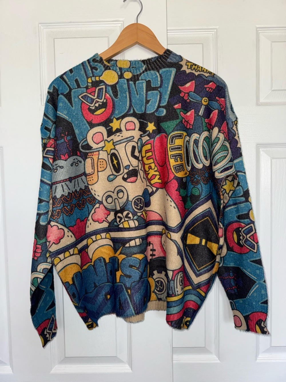 Graphic Cartoon Knit Sweater | Streetwear Pop Art | Oversized Artsy Crewneck M